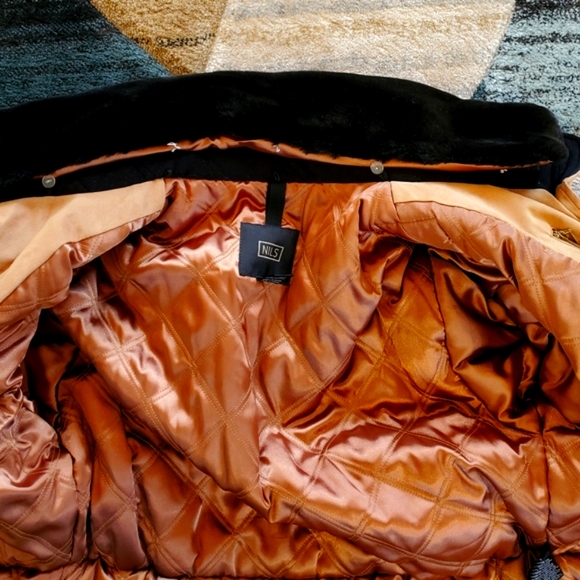 NILS Quilted Tan Winter Coat - Size 6 (EUC) - Picture 9 of 16